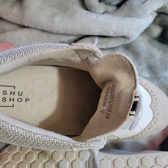 ❤️ SHU SHOP Mid top sneaker - Picture 3 of 5